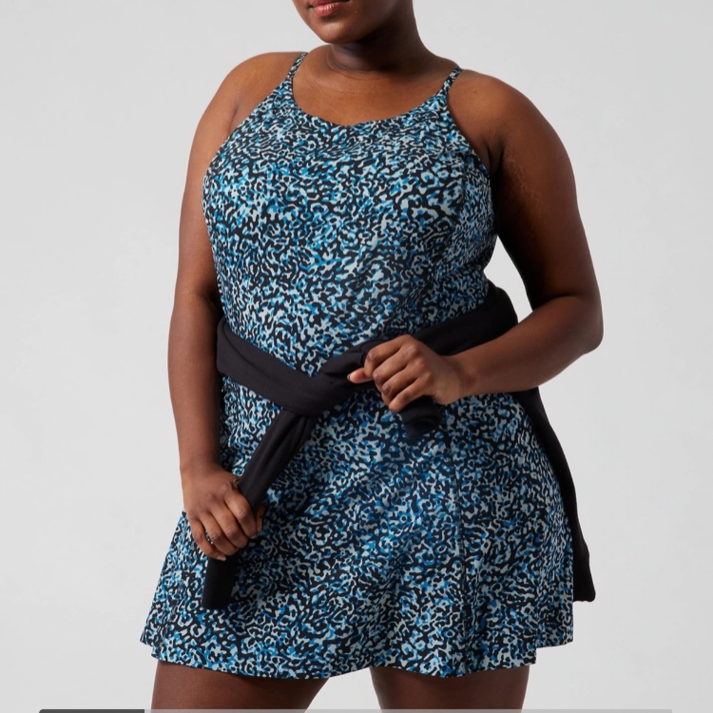Nwt Athleta infinity dress with shorts